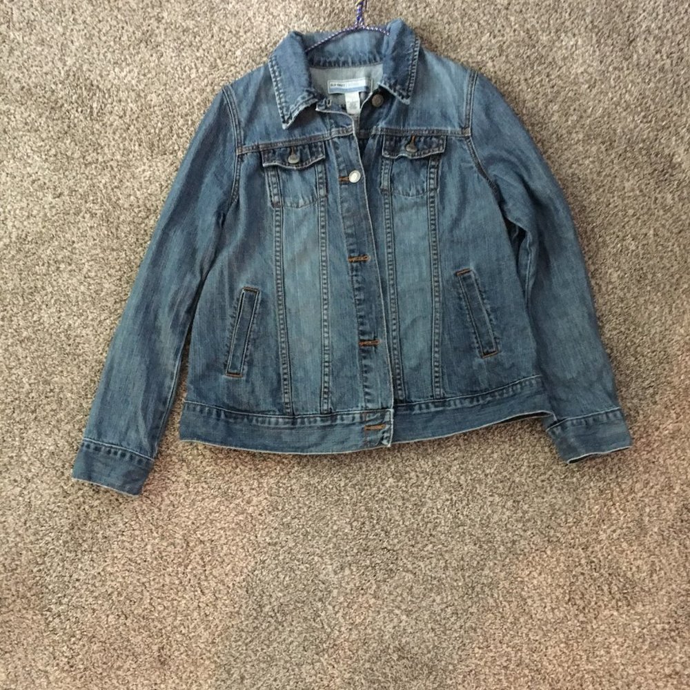 womens maternity size small old navy jean jacket